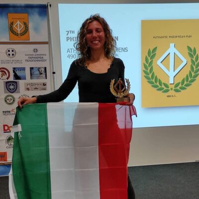 Francesca e la bandiera dell'Italia